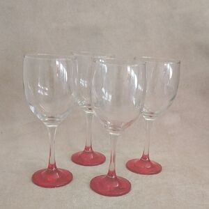 Valentines Love Wine Glass Set with Red Base 4 Pcs Made In Mexico NEW